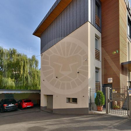 Le Lion Apartments - Bike & Ski Aosta Ngoại thất bức ảnh