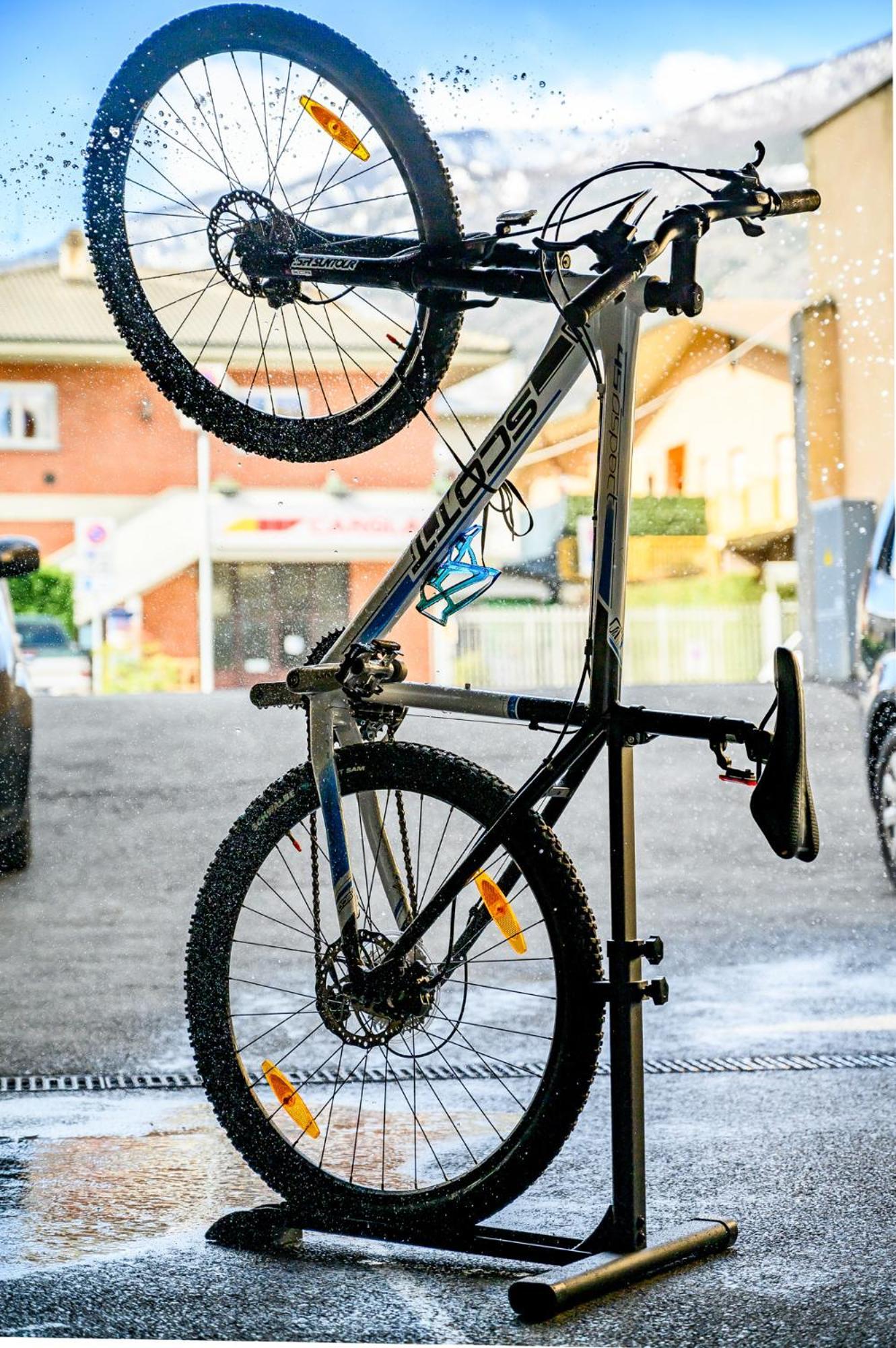 Le Lion Apartments - Bike & Ski Aosta Ngoại thất bức ảnh