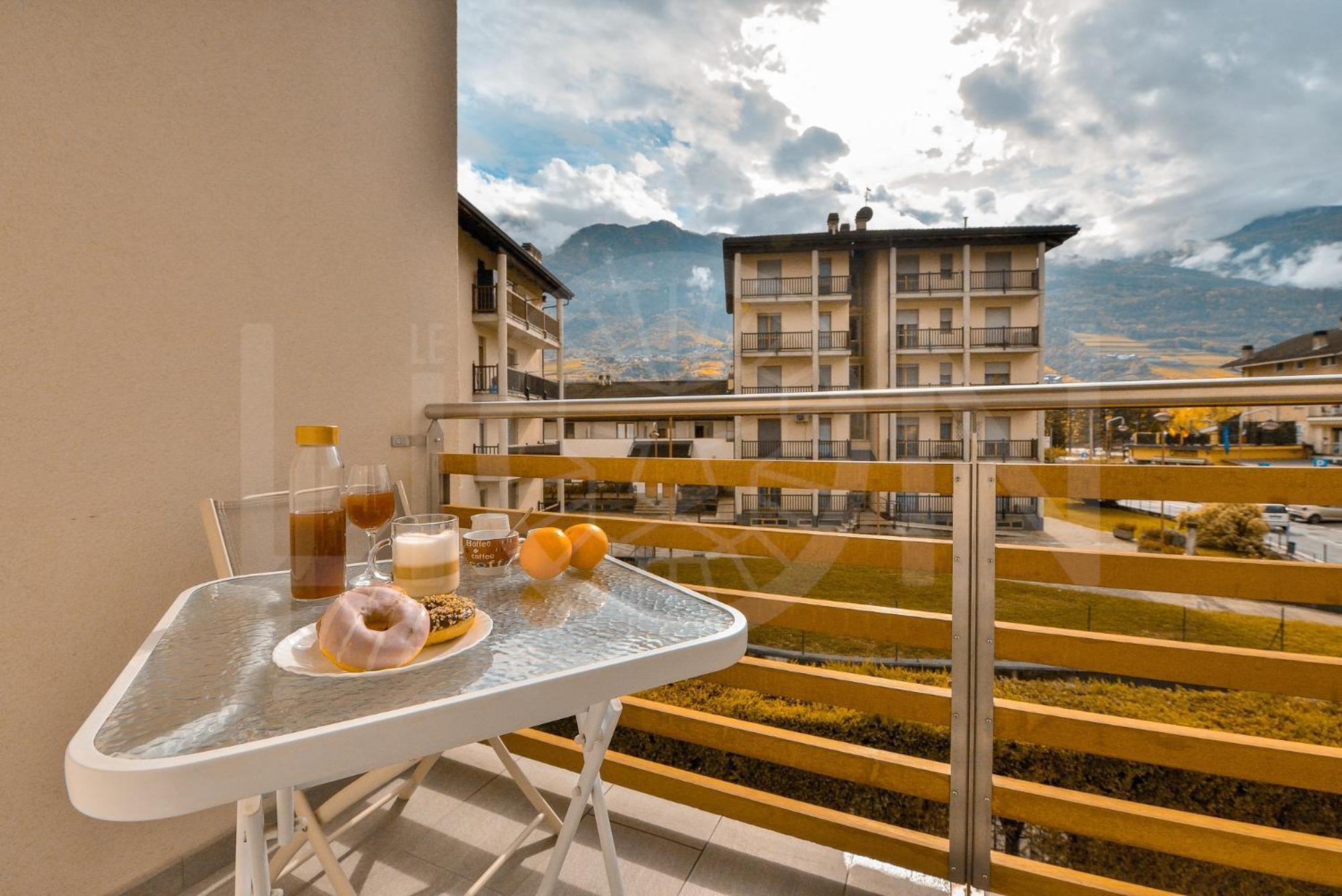 Le Lion Apartments - Bike & Ski Aosta Ngoại thất bức ảnh